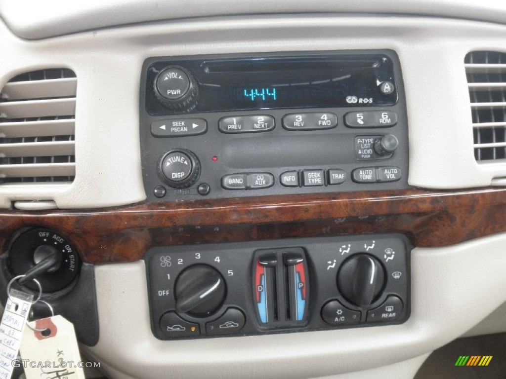 2003 Chevrolet Impala LS Controls Photo #77573595