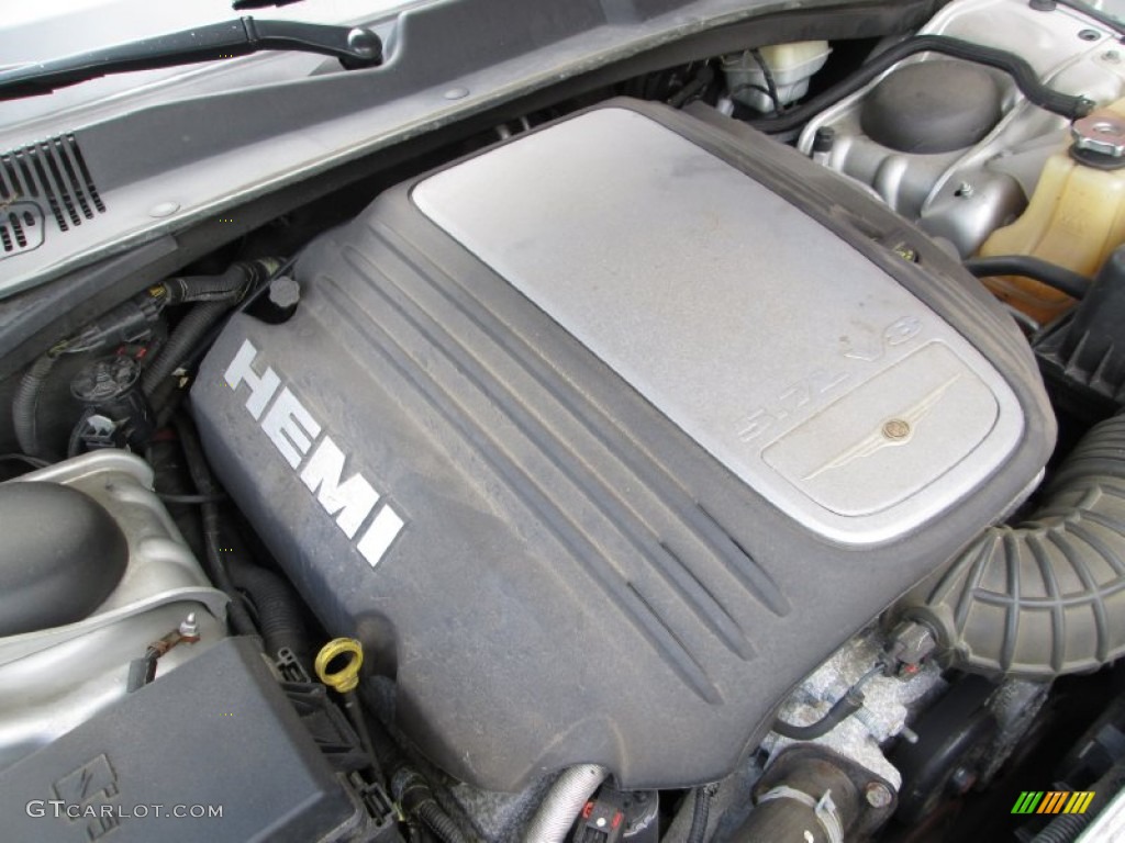2005 Chrysler 300 C HEMI 5.7 Liter HEMI OHV 16-Valve MDS V8 Engine Photo #77577549