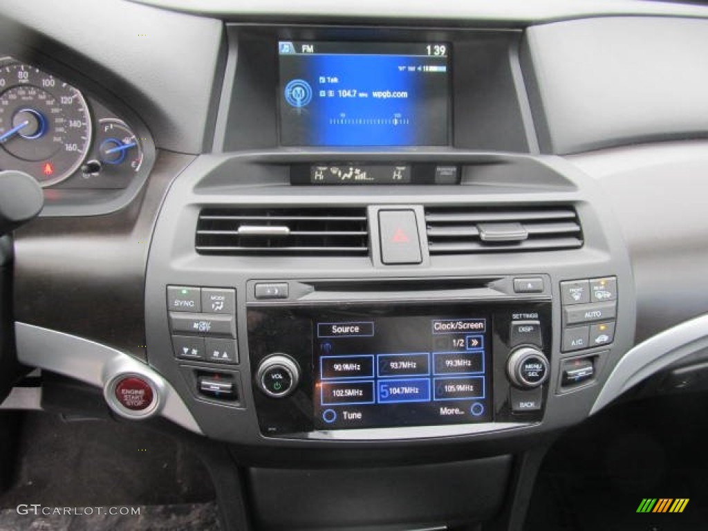 2013 Honda Crosstour EX-L V-6 4WD Controls Photo #77579646