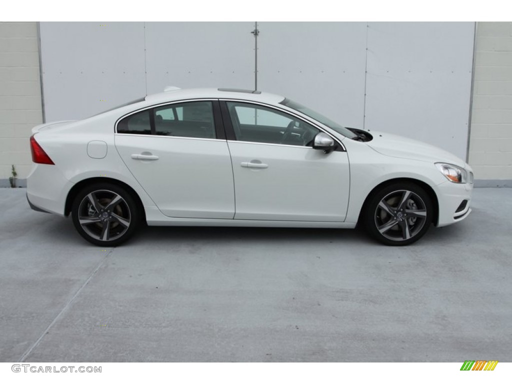 2013 S60 R-Design AWD - Ice White / R Design Black photo #4