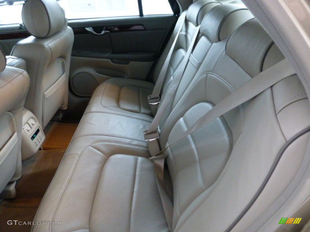 Cashmere Interior 2005 Cadillac DeVille Sedan Photo #77581152