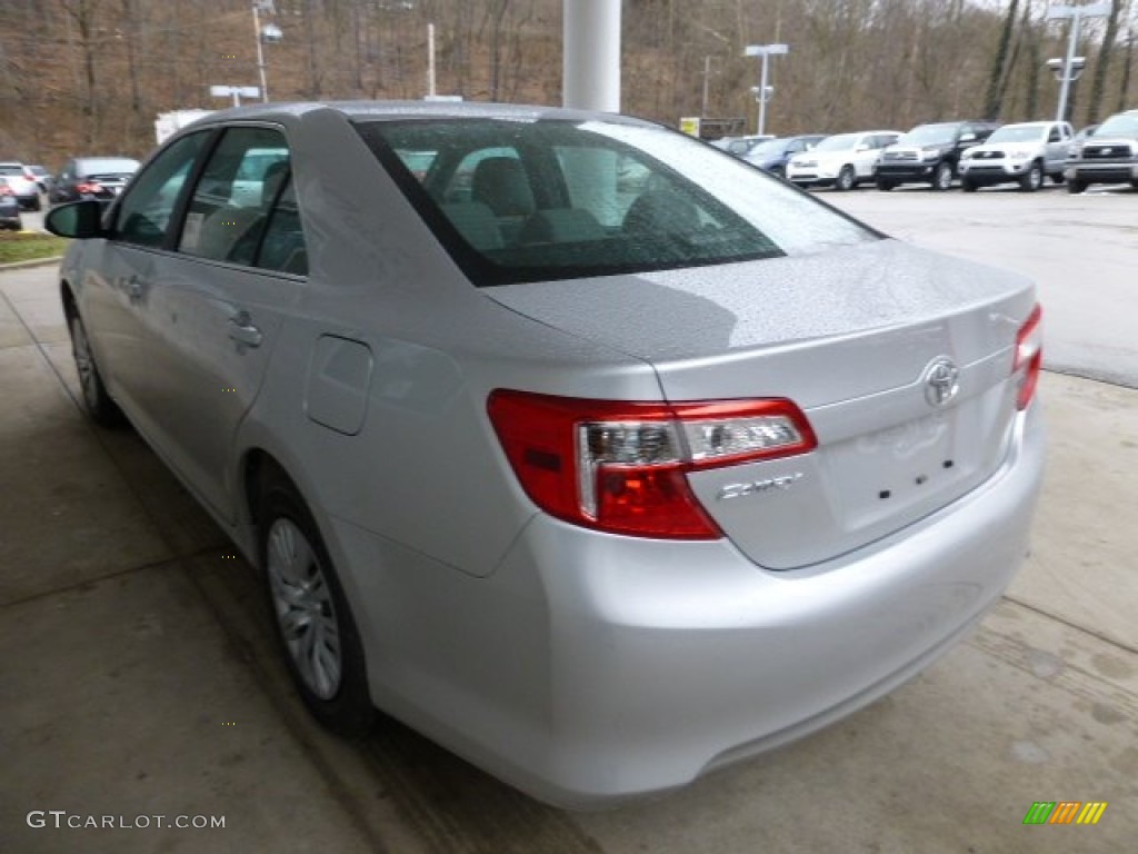 2013 Camry LE - Classic Silver Metallic / Ash photo #4