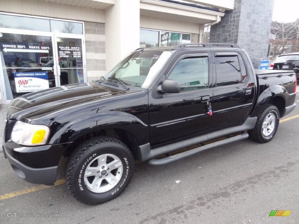 Black Clearcoat 2005 Ford Explorer Sport Trac XLT 4x4 Exterior Photo #77582268