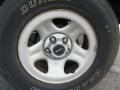 2000 Jeep Cherokee Sport 4x4 Wheel and Tire Photo