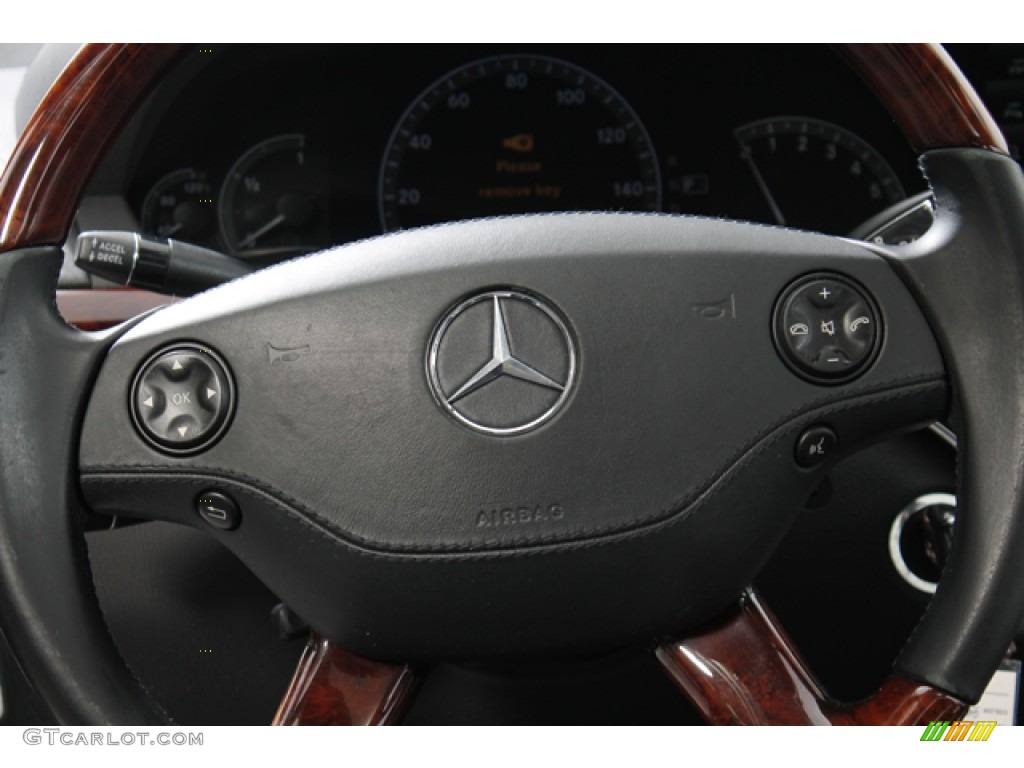 2007 Mercedes-Benz S 550 4Matic Sedan Black Steering Wheel Photo #77584374