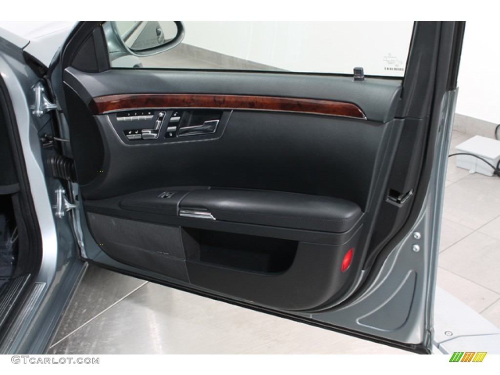 2007 Mercedes-Benz S 550 4Matic Sedan Black Door Panel Photo #77584536