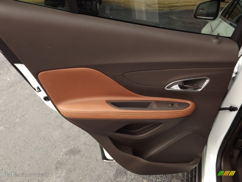 2013 Buick Encore Leather Saddle Door Panel Photo #77584964