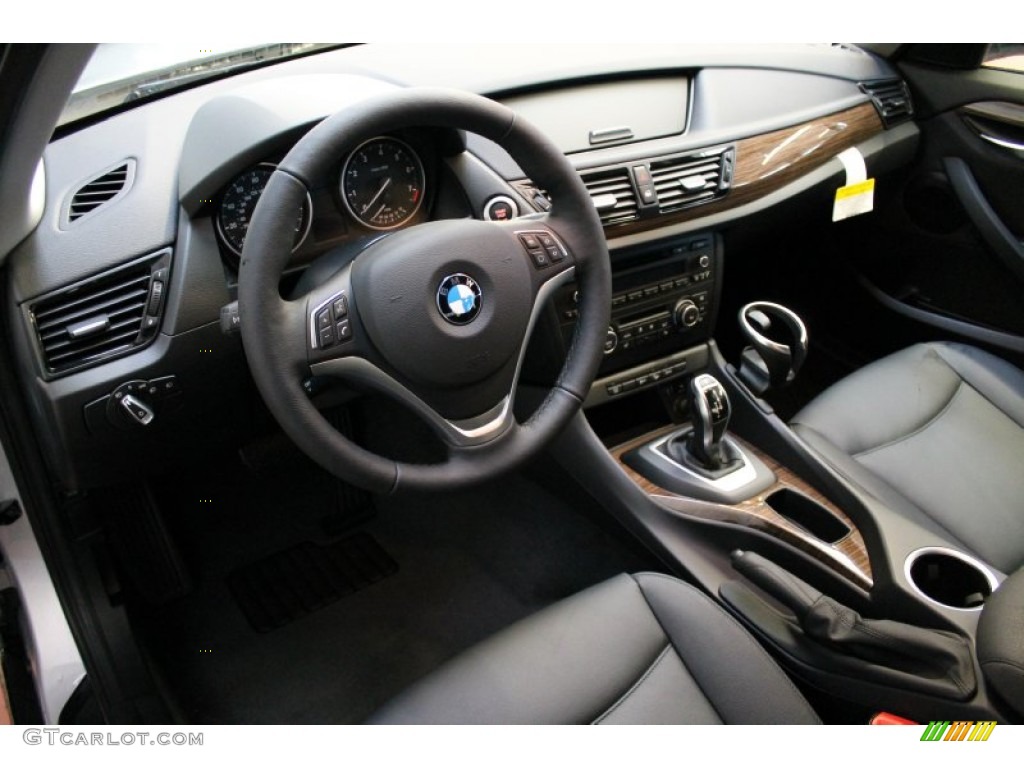 Black Interior 2013 BMW X1 xDrive 28i Photo #77586054