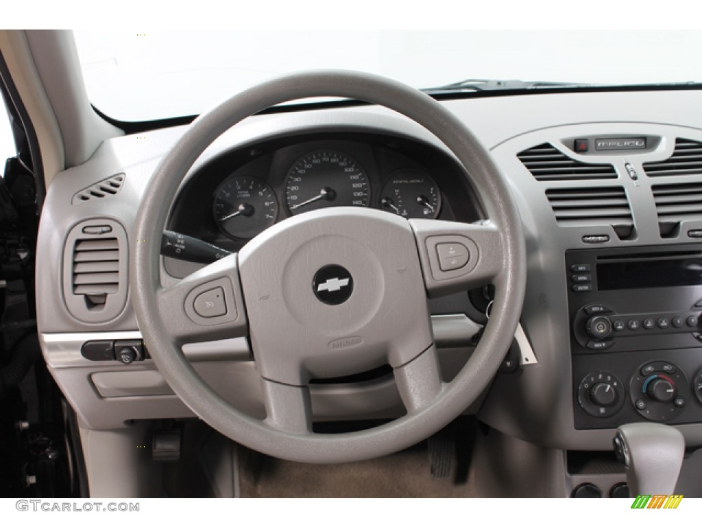 2005 Chevrolet Malibu Sedan Gray Steering Wheel Photo #77587695