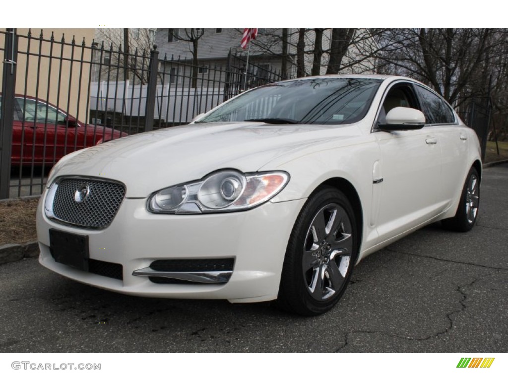 2010 XF Sport Sedan - Porcelain White / Barley photo #1