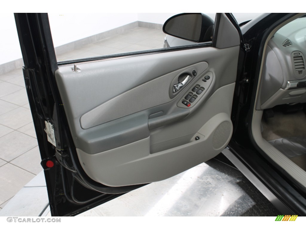 2005 Malibu Sedan - Black / Gray photo #16