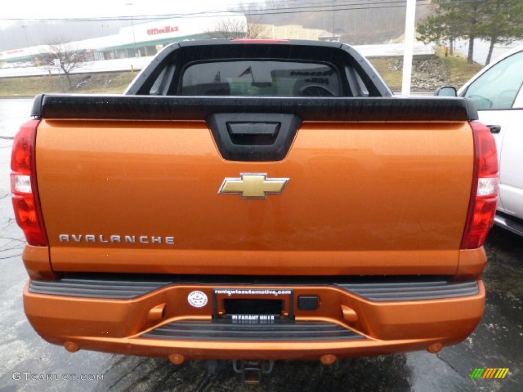 2007 Avalanche LT 4WD - Sunburst Orange Metallic / Ebony photo #4