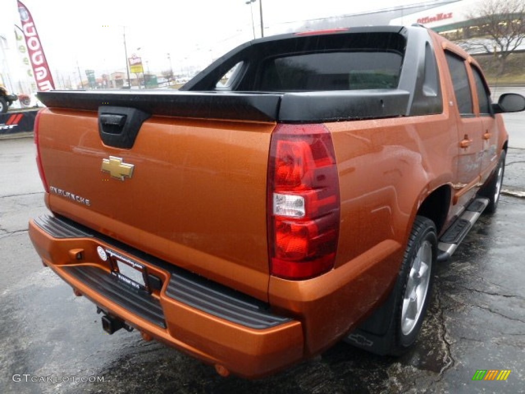2007 Avalanche LT 4WD - Sunburst Orange Metallic / Ebony photo #5