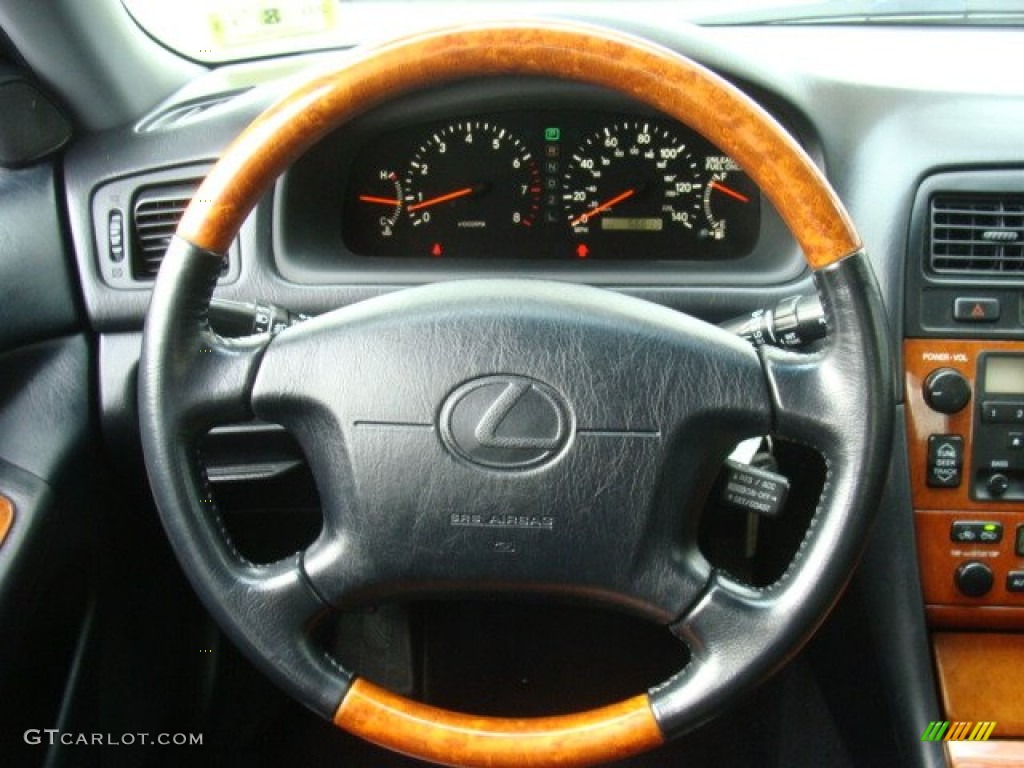2001 Lexus ES 300 Black Steering Wheel Photo #77589108
