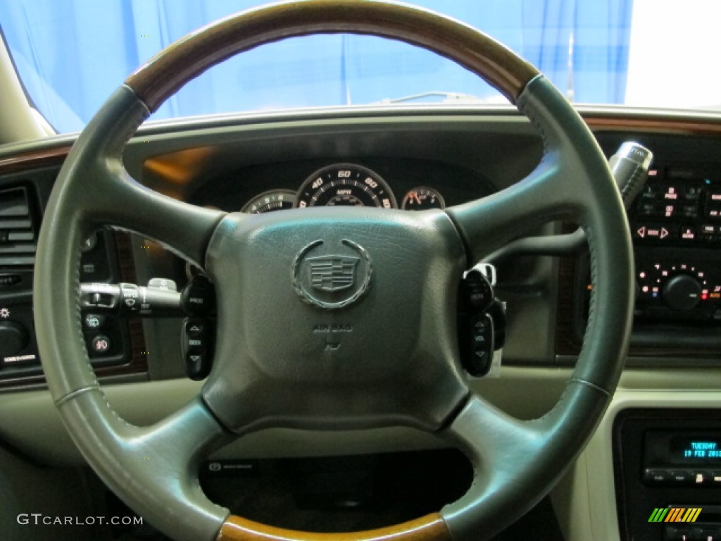 2002 Cadillac Escalade AWD Shale Steering Wheel Photo #77589749