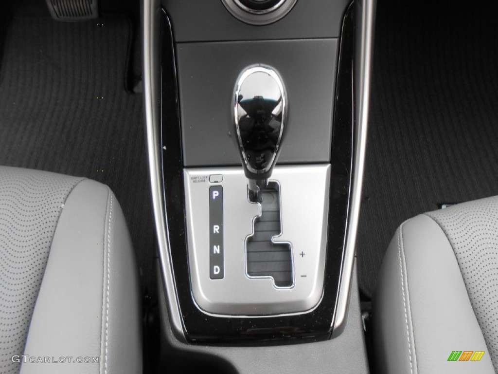 2013 Elantra Limited - Shimmering Air Silver / Gray photo #31