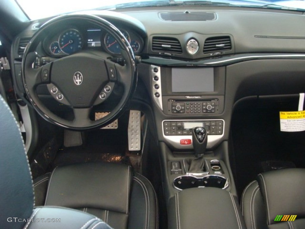 2013 Maserati GranTurismo Convertible GranCabrio Nero Dashboard Photo #77590128