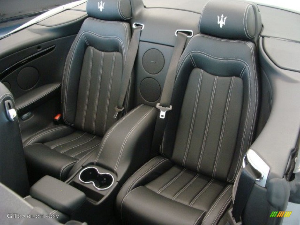 2013 Maserati GranTurismo Convertible GranCabrio Rear Seat Photo #77590293
