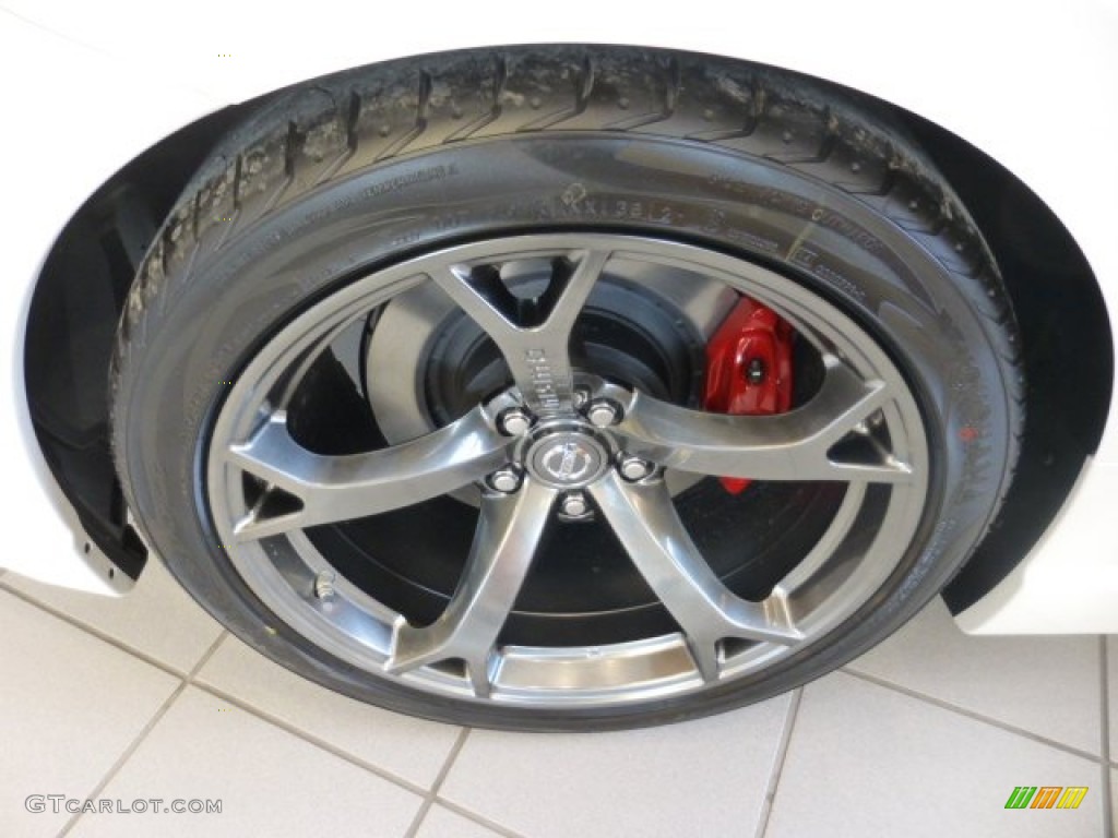 2013 Nissan 370Z NISMO Coupe Wheel Photo #77590416