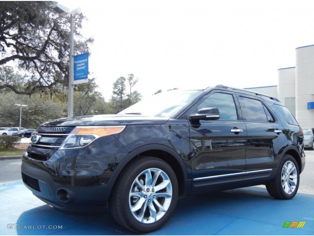 Tuxedo Black Metallic Ford Explorer