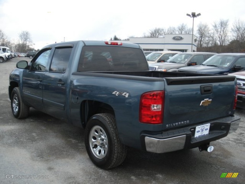 2007 Silverado 1500 LS Crew Cab 4x4 - Blue Granite Metallic / Dark Titanium Gray photo #6