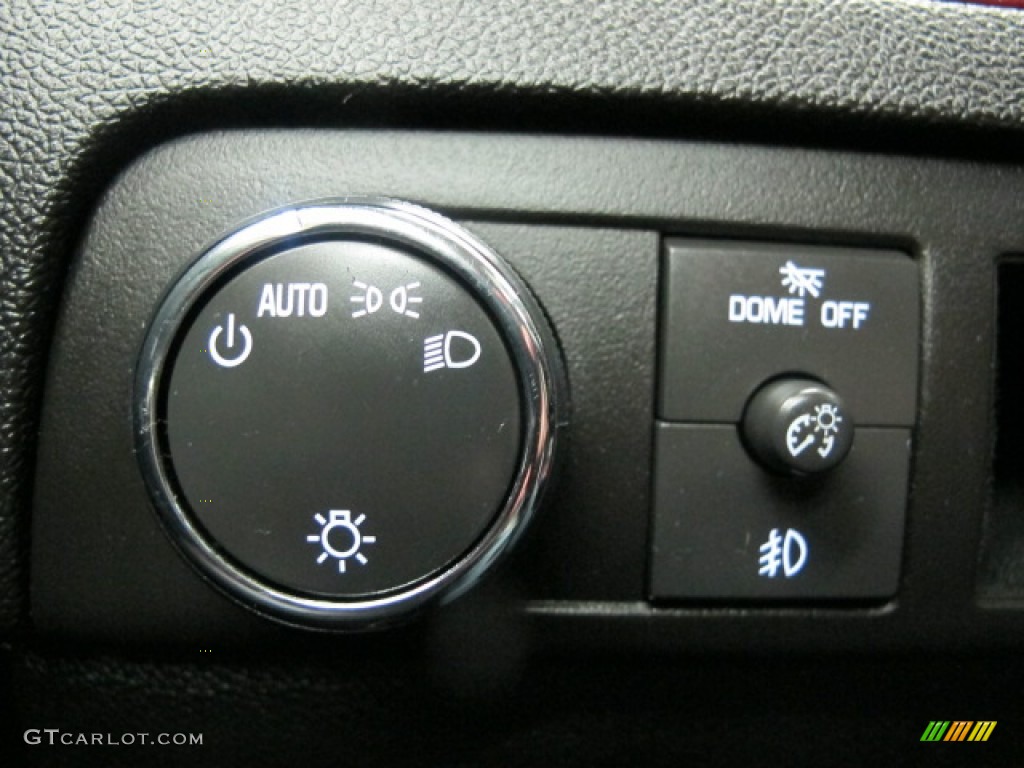 2009 Cadillac Escalade EXT Luxury AWD Controls Photo #77590937