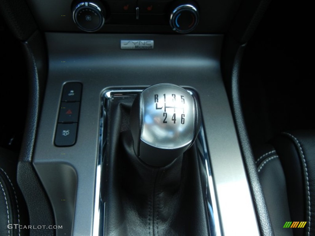 2013 Ford Mustang GT Premium Coupe 6 Speed Manual Transmission Photo #77591196