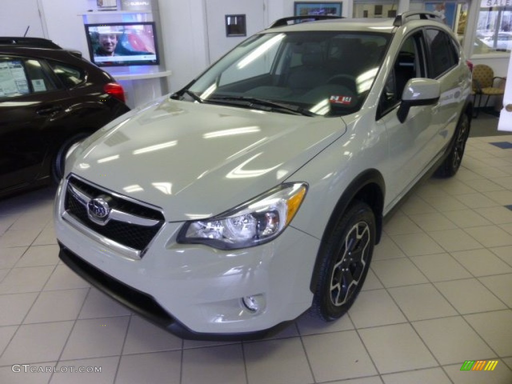 2013 XV Crosstrek 2.0 Limited - Desert Khaki / Black photo #3