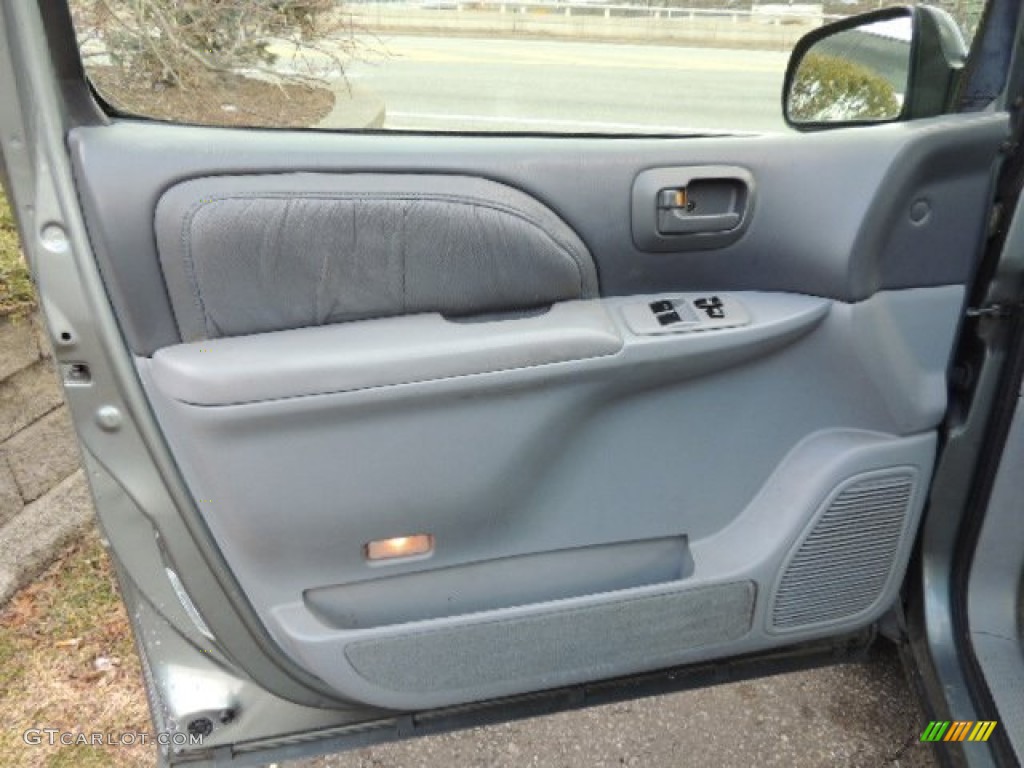 2000 Toyota Sienna LE Gray Door Panel Photo #77593614