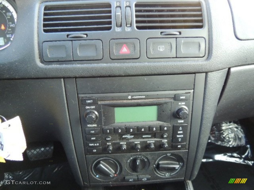 2004 Volkswagen Jetta GLS Sedan Controls Photo #77594058