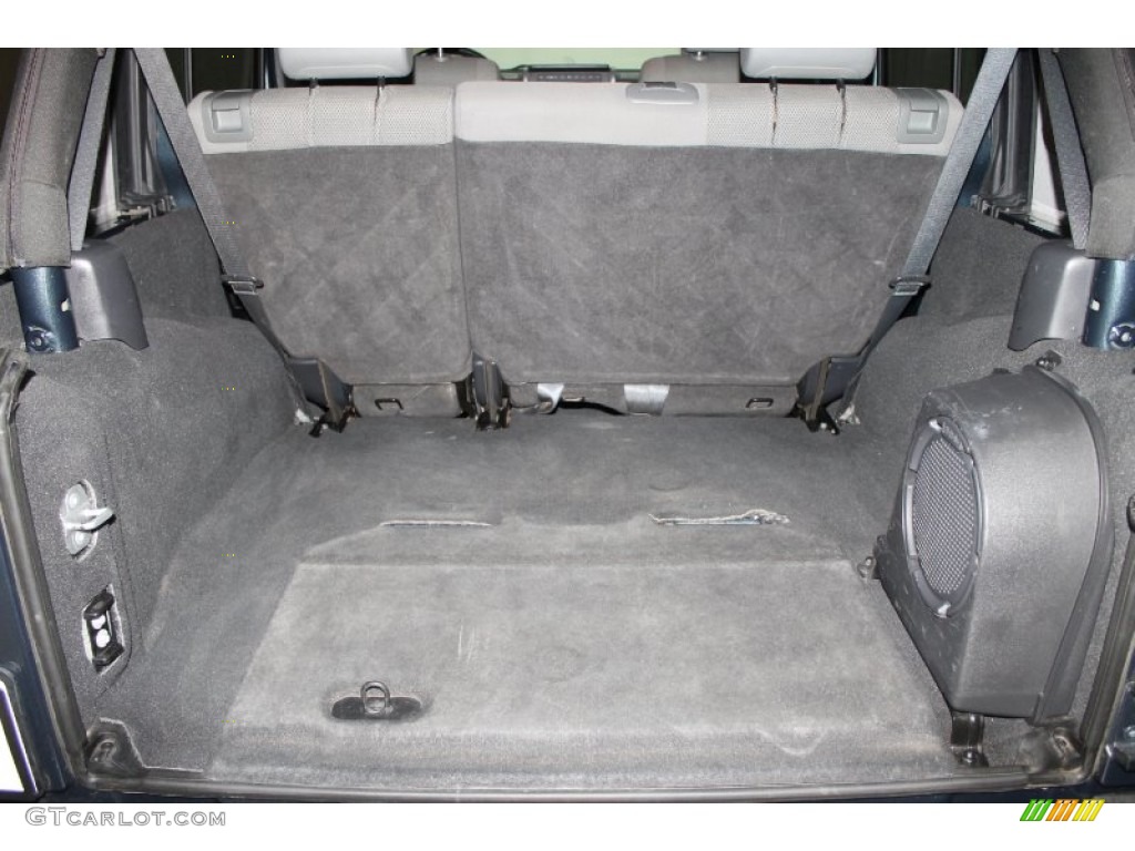 2007 Jeep Wrangler Unlimited Sahara 4x4 Trunk Photo #77595601
