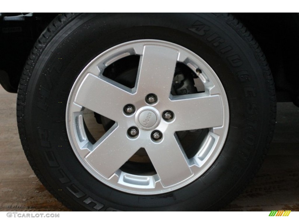 2007 Jeep Wrangler Unlimited Sahara 4x4 Wheel Photo #77595648