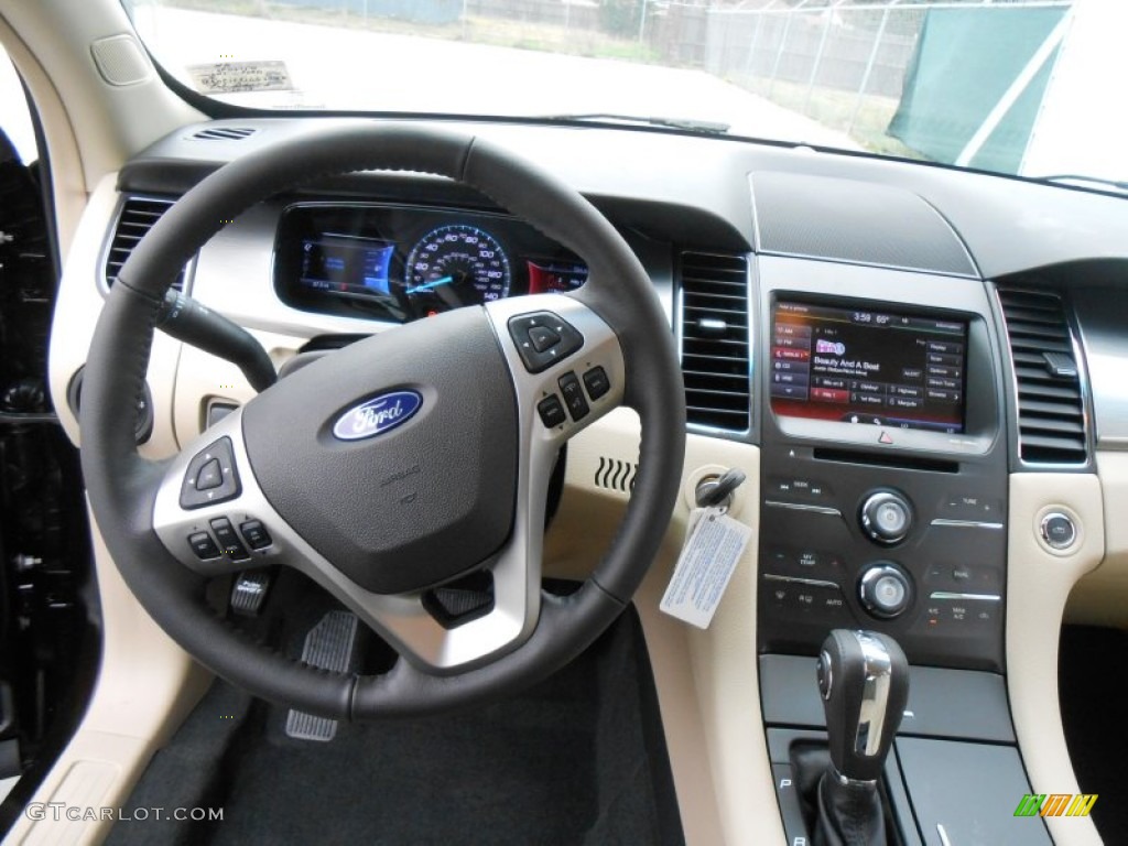 2013 Ford Taurus SEL Dune Dashboard Photo #77597441