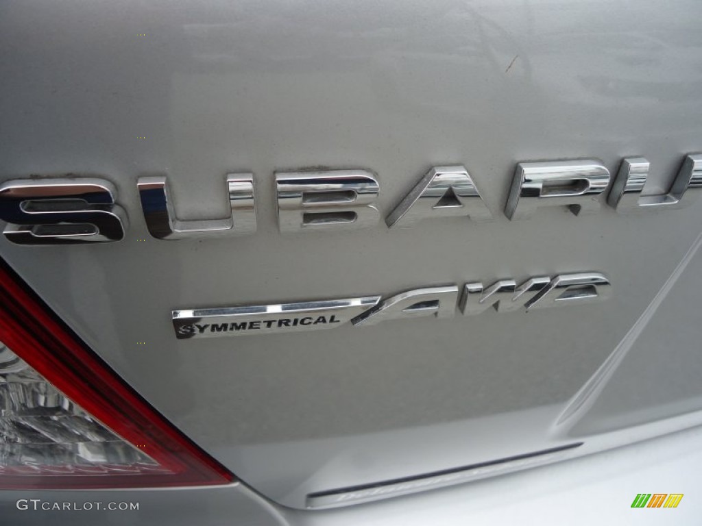 2010 Impreza 2.5i Premium Sedan - Spark Silver Metallic / Carbon Black photo #35