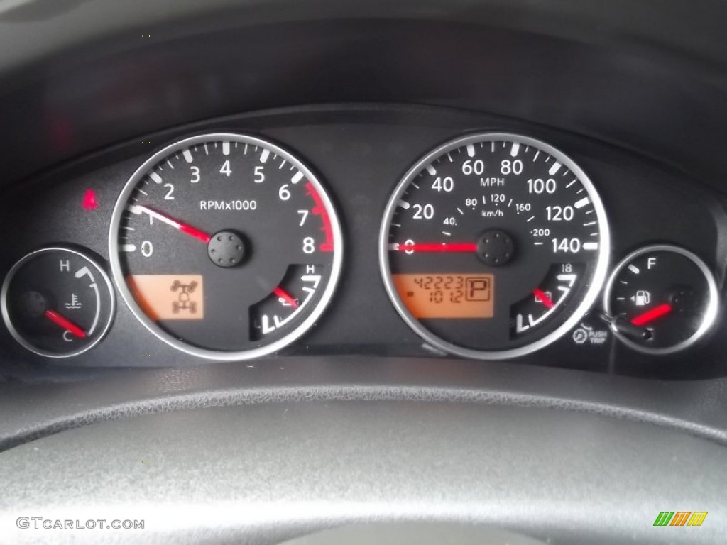 2006 Nissan Pathfinder LE 4x4 Gauges Photos
