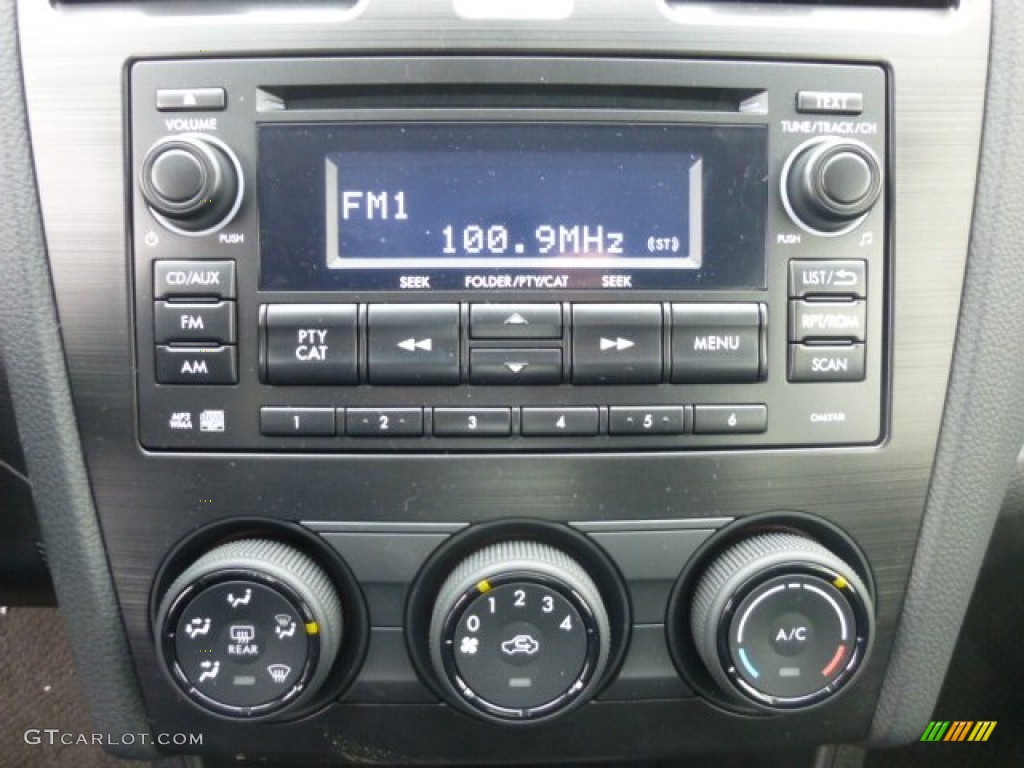 2013 Subaru Impreza 2.0i Premium 4 Door Controls Photo #77599980