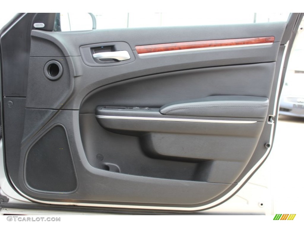 2012 300 Limited - Bright Silver Metallic / Black photo #15
