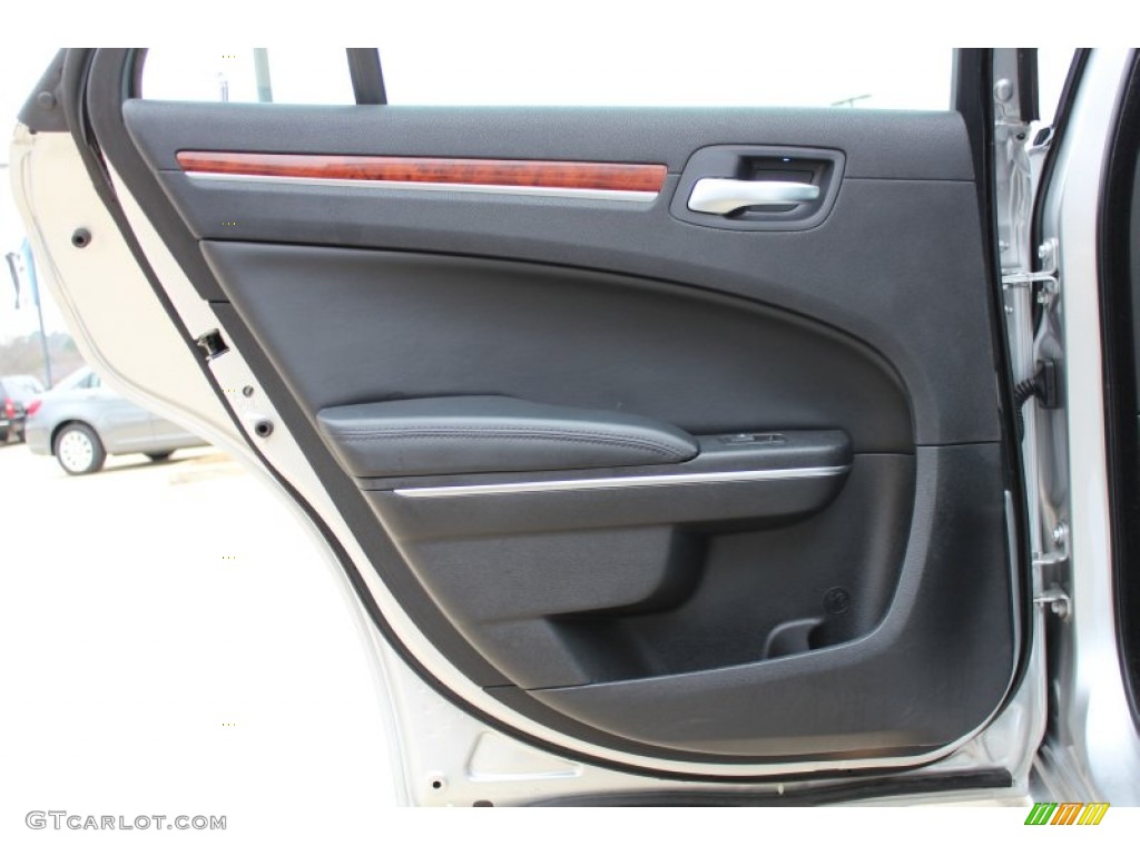 2012 300 Limited - Bright Silver Metallic / Black photo #17