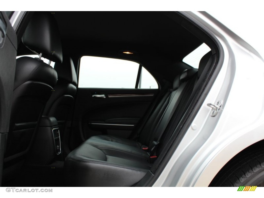 2012 300 Limited - Bright Silver Metallic / Black photo #18