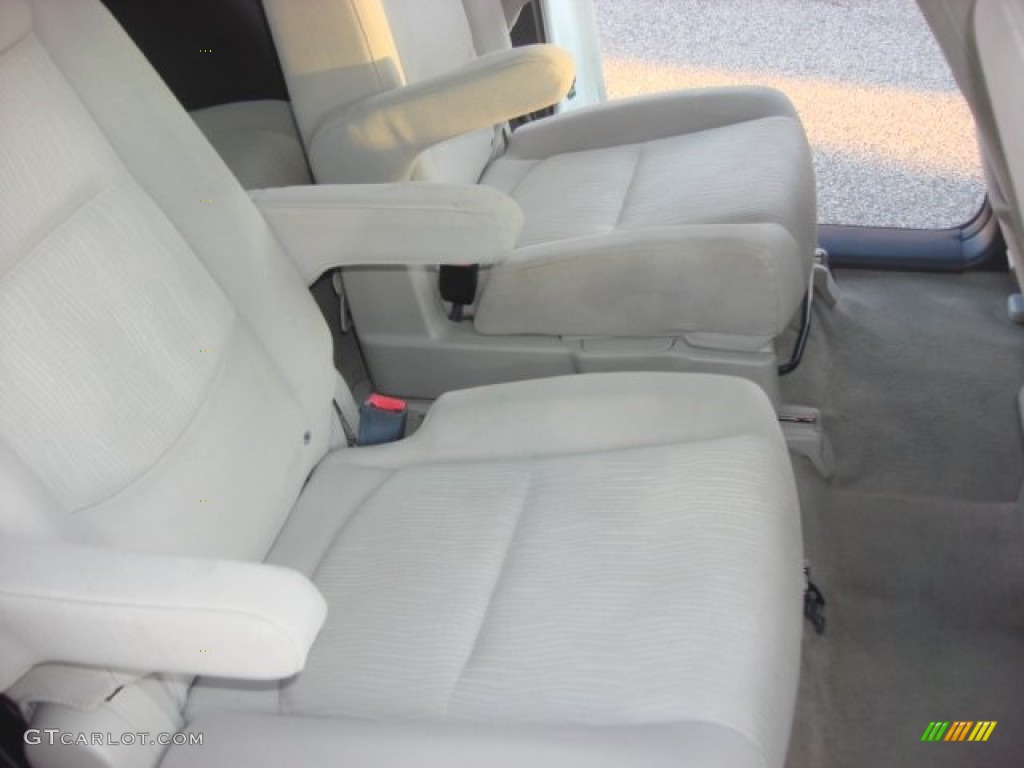 2008 MAZDA5 Sport - Crystal White / Sand photo #14