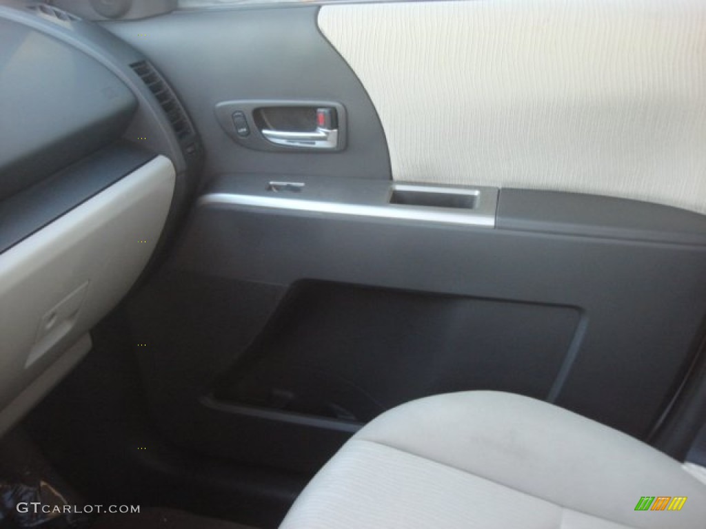 2008 MAZDA5 Sport - Crystal White / Sand photo #25