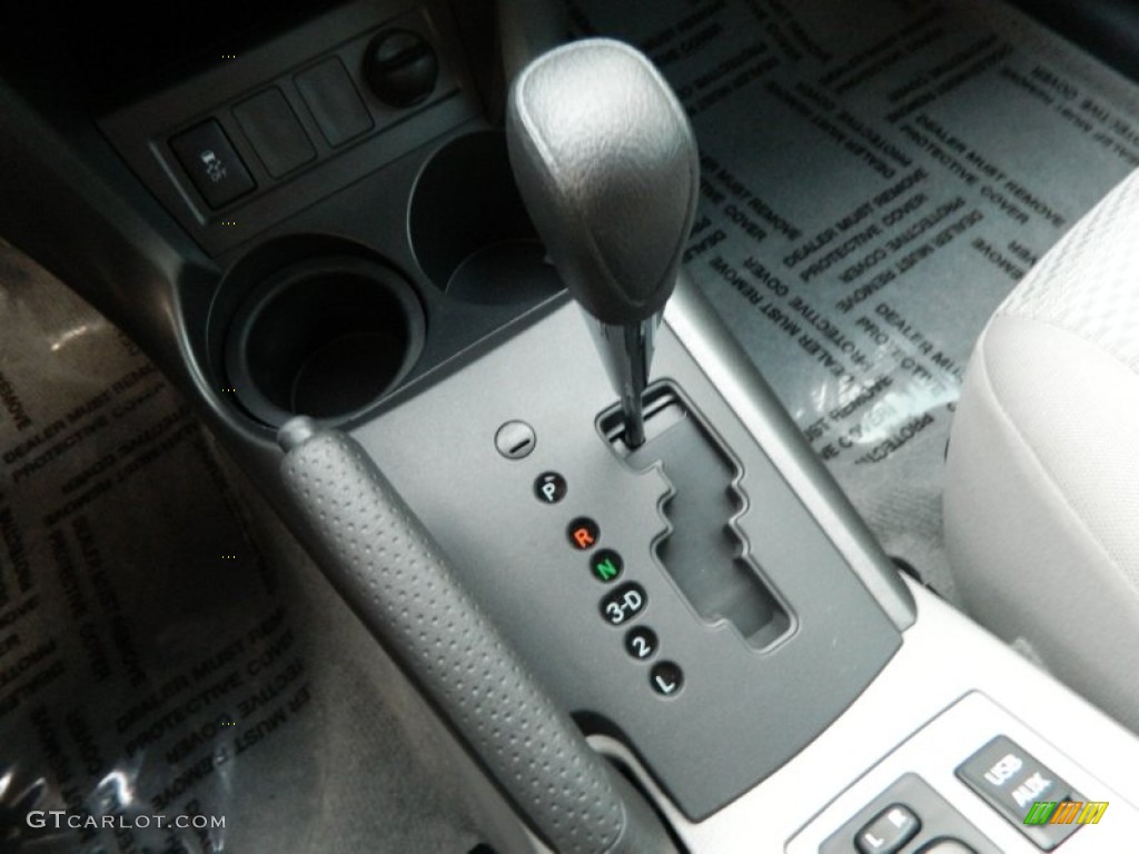 2012 Toyota RAV4 I4 Transmission Photos