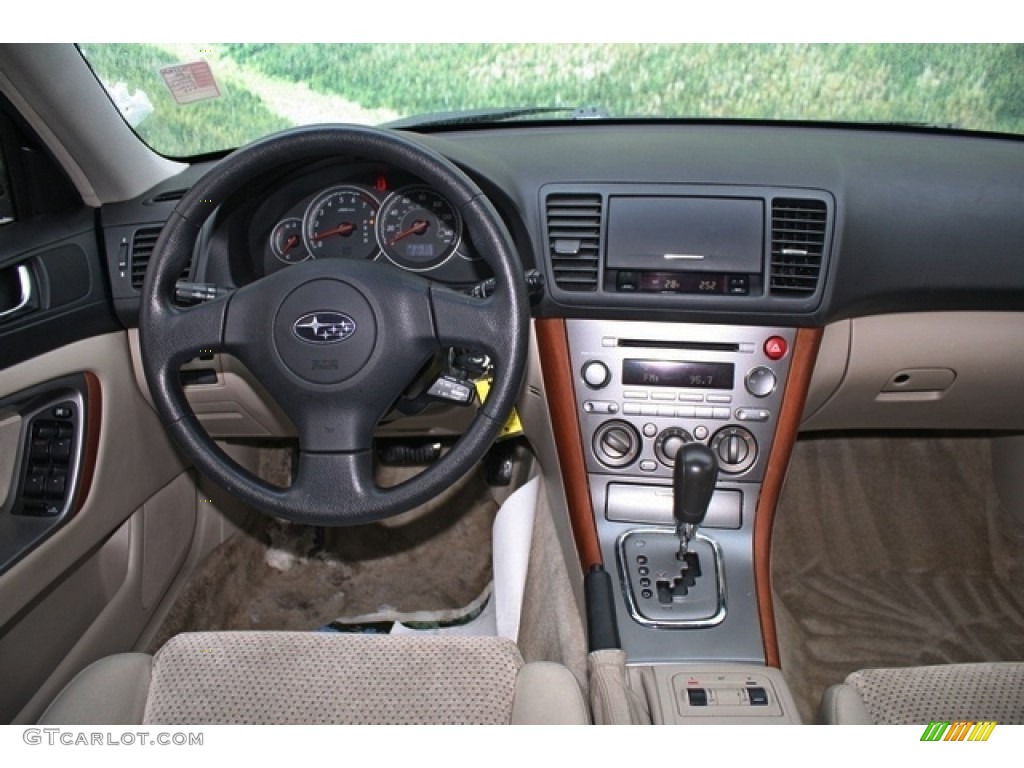 2006 Outback 2.5i Wagon - Willow Green Opalescent / Taupe photo #12