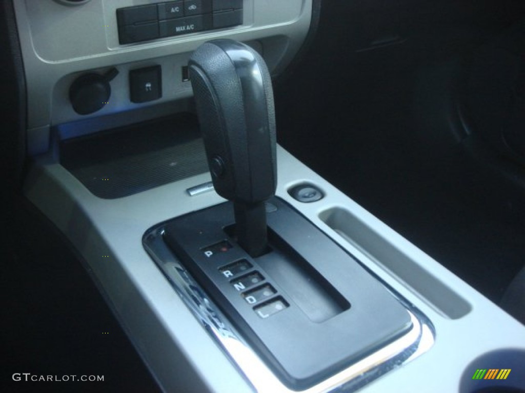 2009 Escape XLT 4WD - Black / Charcoal photo #20