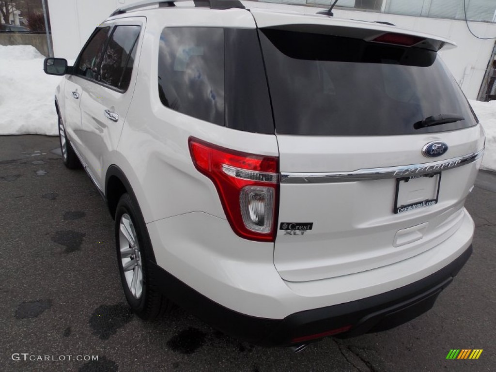 2011 Explorer XLT 4WD - White Suede / Charcoal Black photo #4