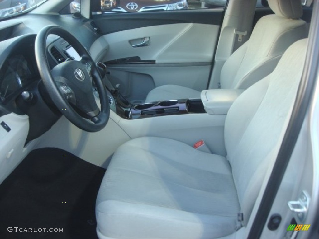 Gray Interior 2009 Toyota Venza V6 Photo #77603790