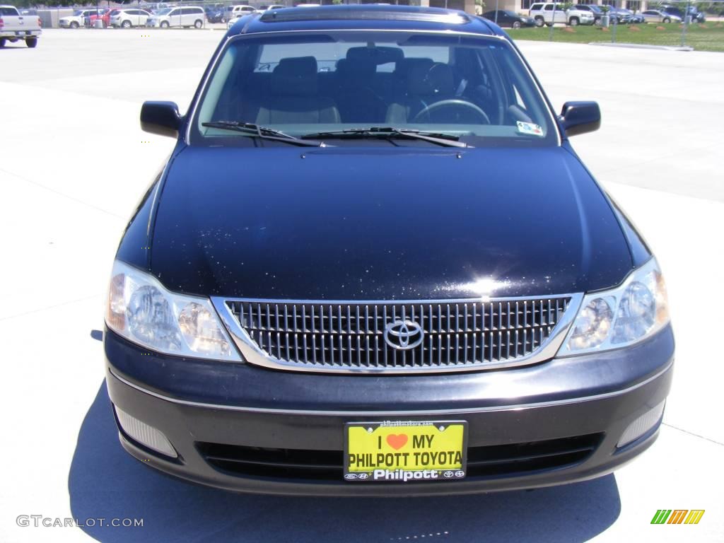 2001 Avalon XLS - Black / Stone photo #3