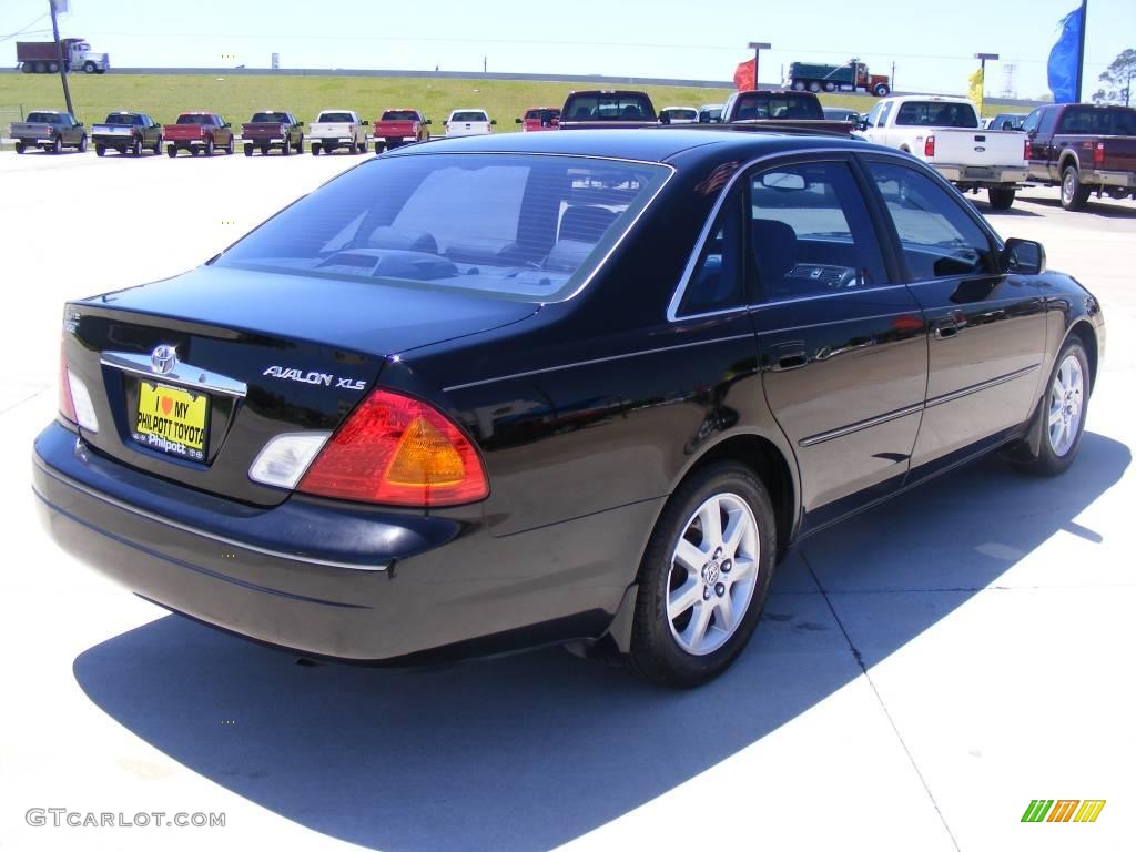 2001 Avalon XLS - Black / Stone photo #6