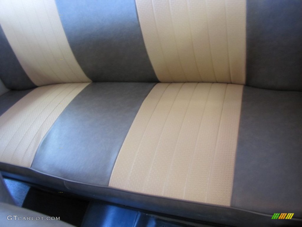 1967 Volkswagen Beetle Coupe Rear Seat Photo #77604237