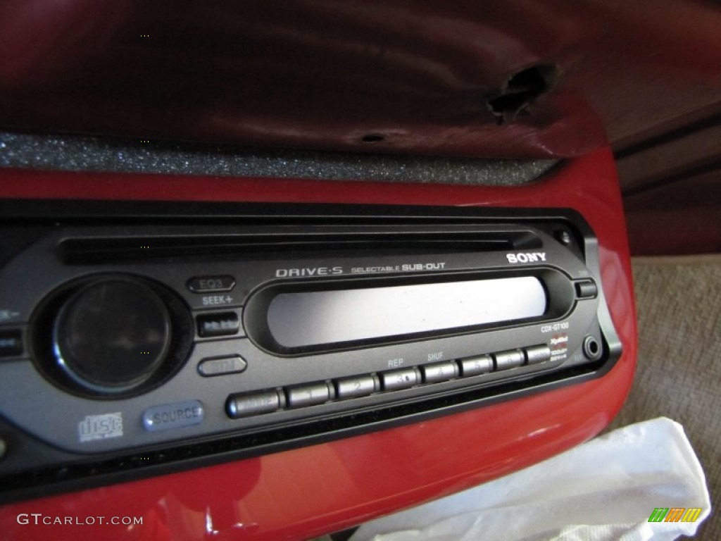 1967 Volkswagen Beetle Coupe Audio System Photo #77604398